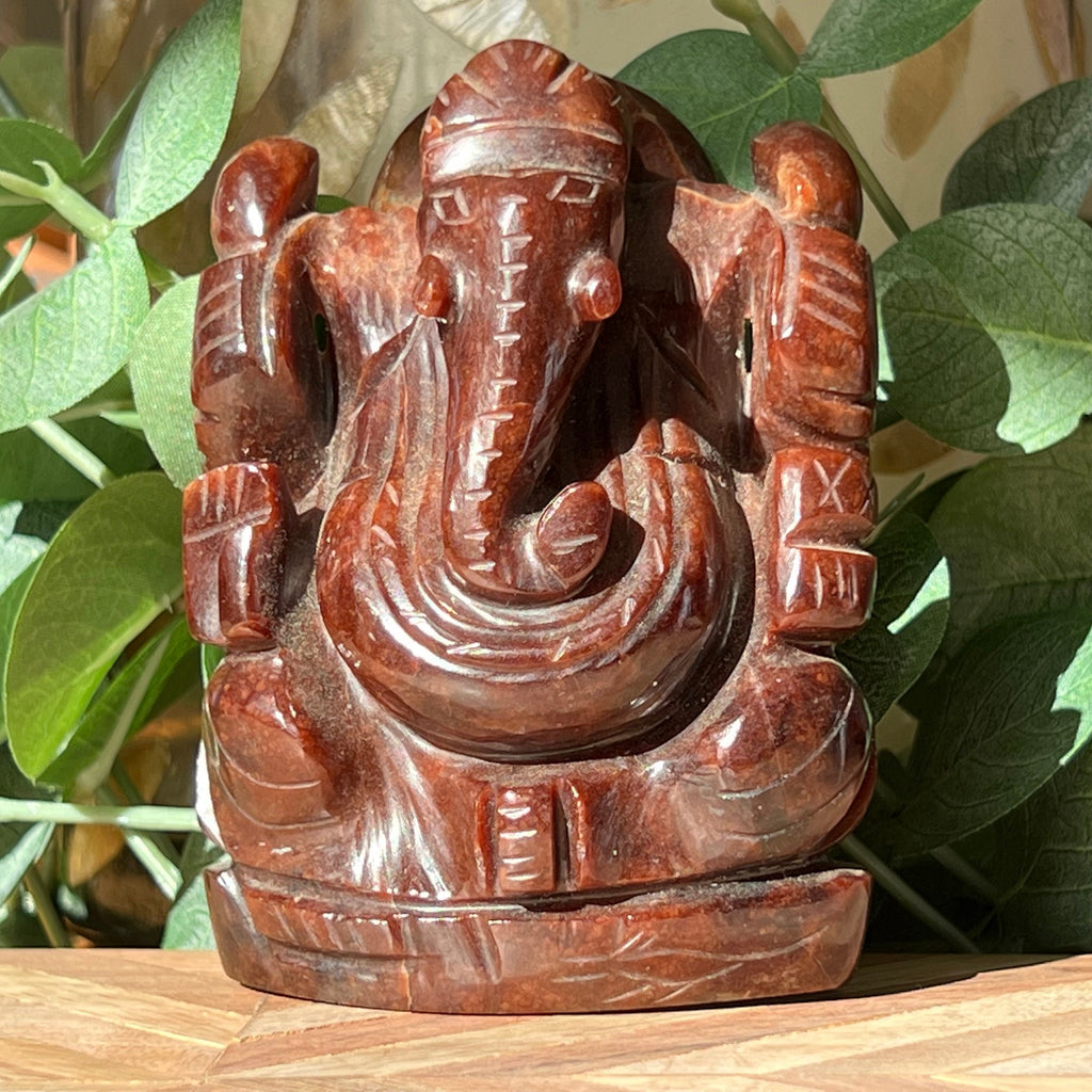 Garnet Ganesh Carving: Hindu God Statue
