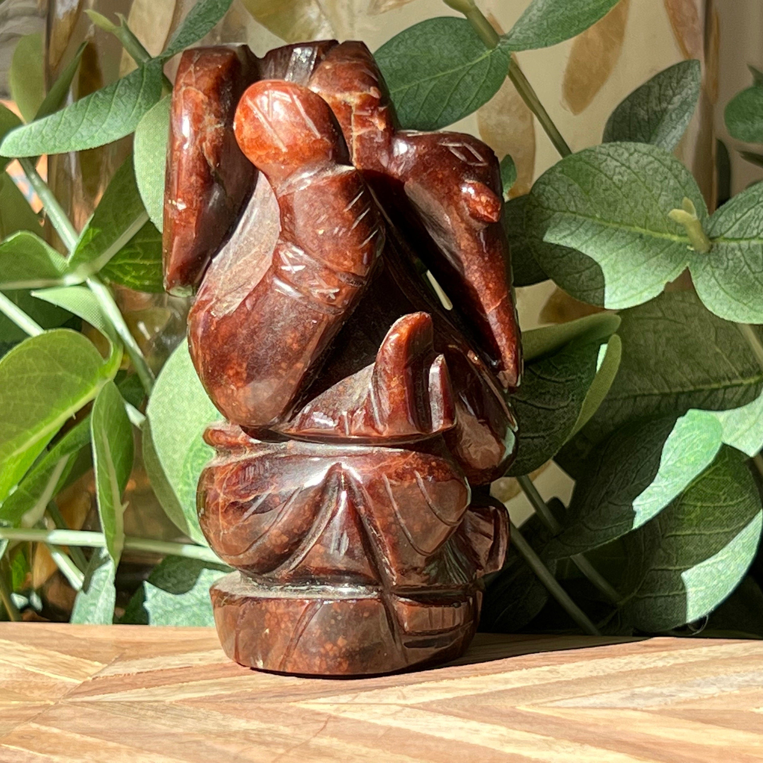 Garnet Ganesh Carving: Hindu God Statue