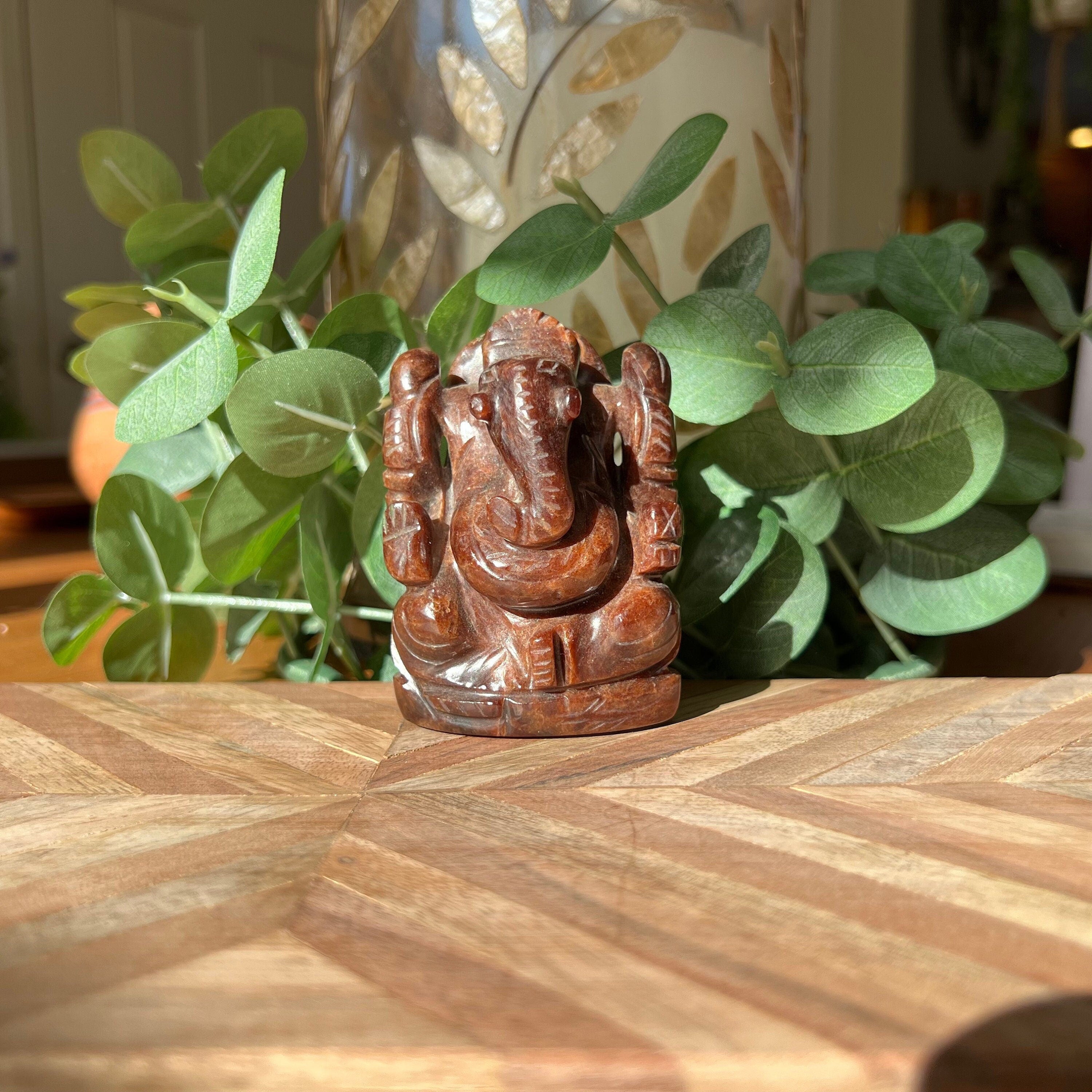 Garnet Ganesh Carving: Hindu God Statue, 3"