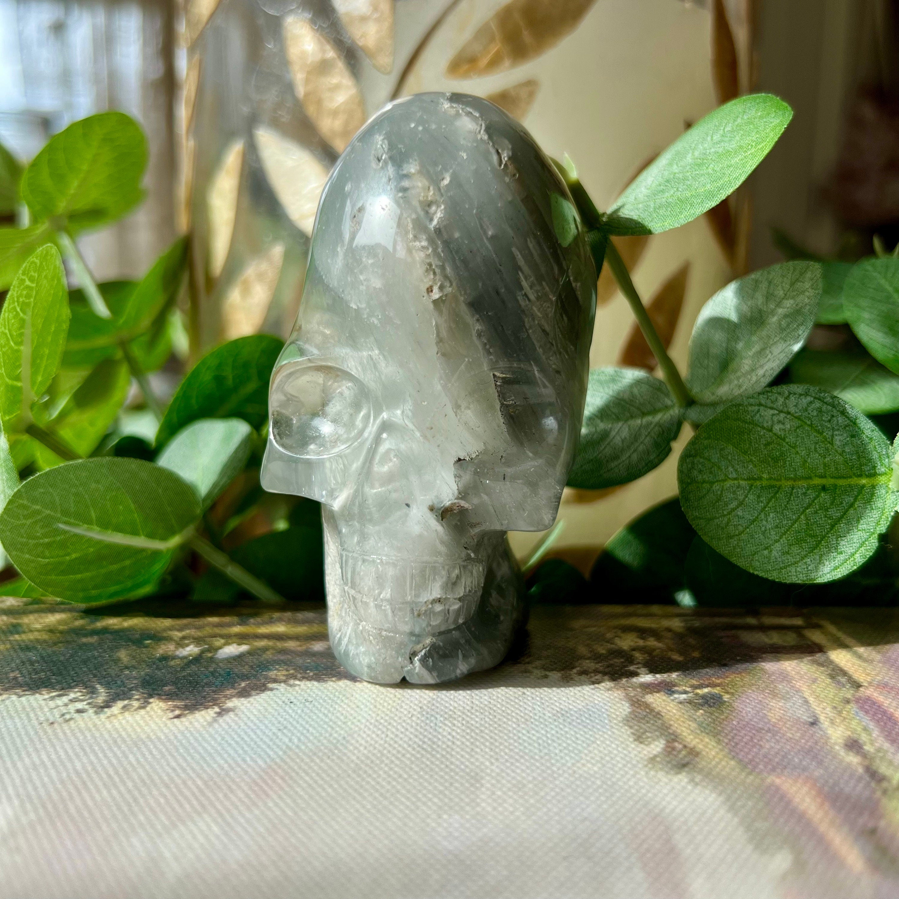 Included Quartz Crystal Skull: Gray Igor De Souza Stone