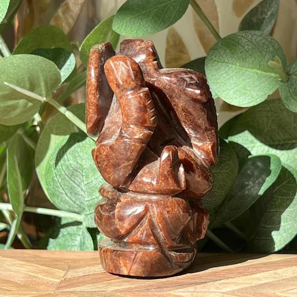 Garnet Ganesh Carving: Hindu God Statue, 3"