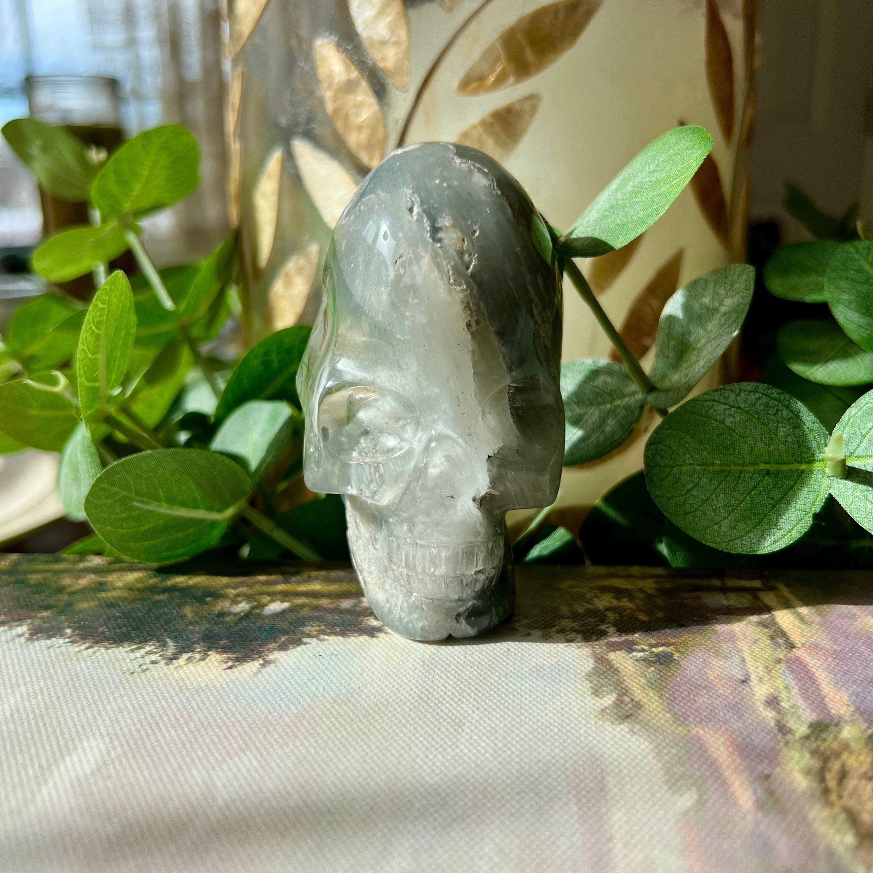Included Quartz Crystal Skull: Gray Igor De Souza Stone