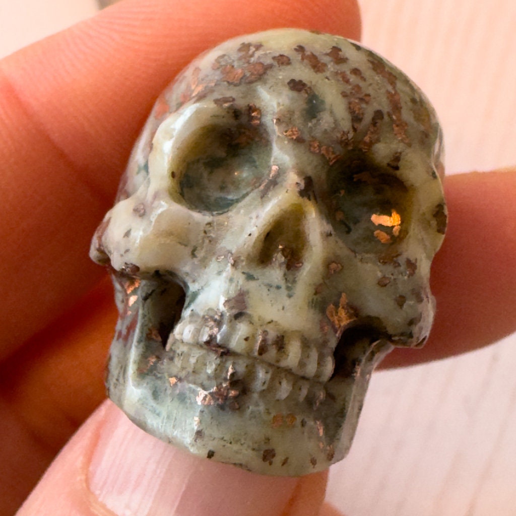 Copper in Agate Skull Carved by Artifactual