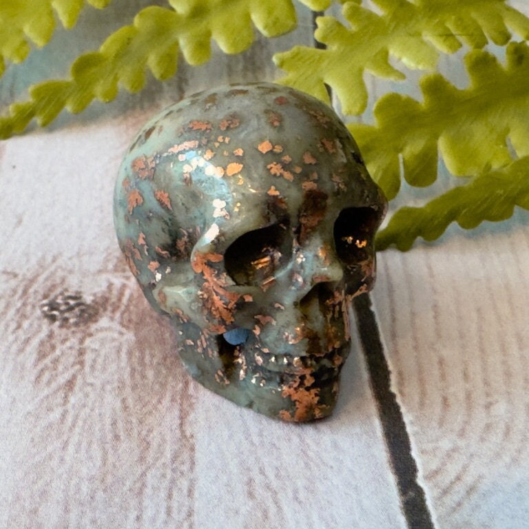 Copper in Agate Skull Carved by Artifactual