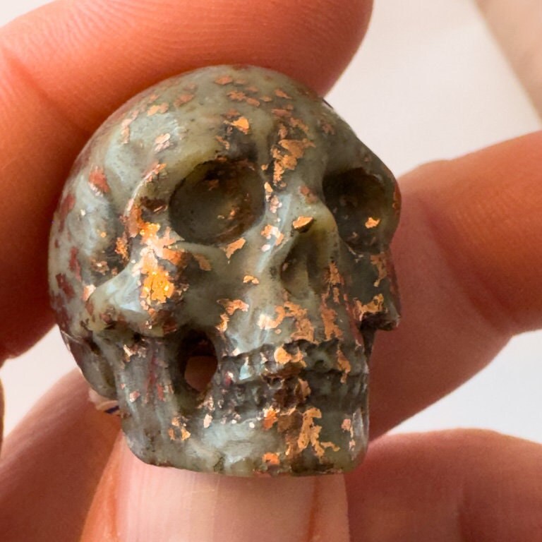 Copper in Agate Skull Carved by Artifactual