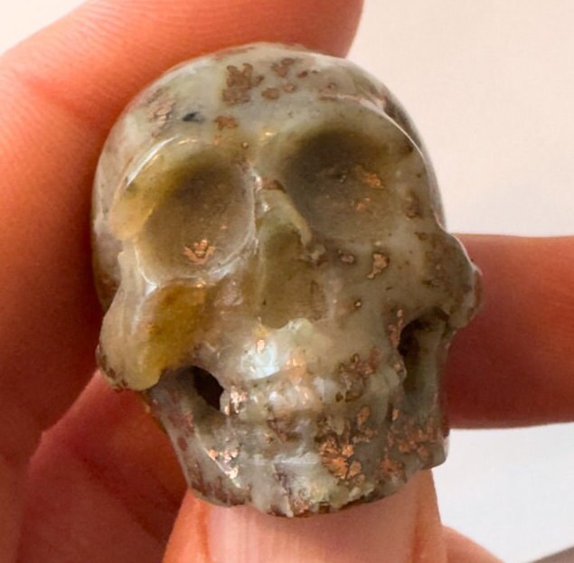 Copper in Agate Skull Carved by Artifactual