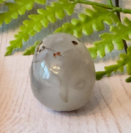 Adorable Agate Skull by Artifactual