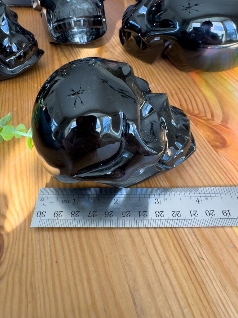 Amazing Gold Sheen Obsidian Skull