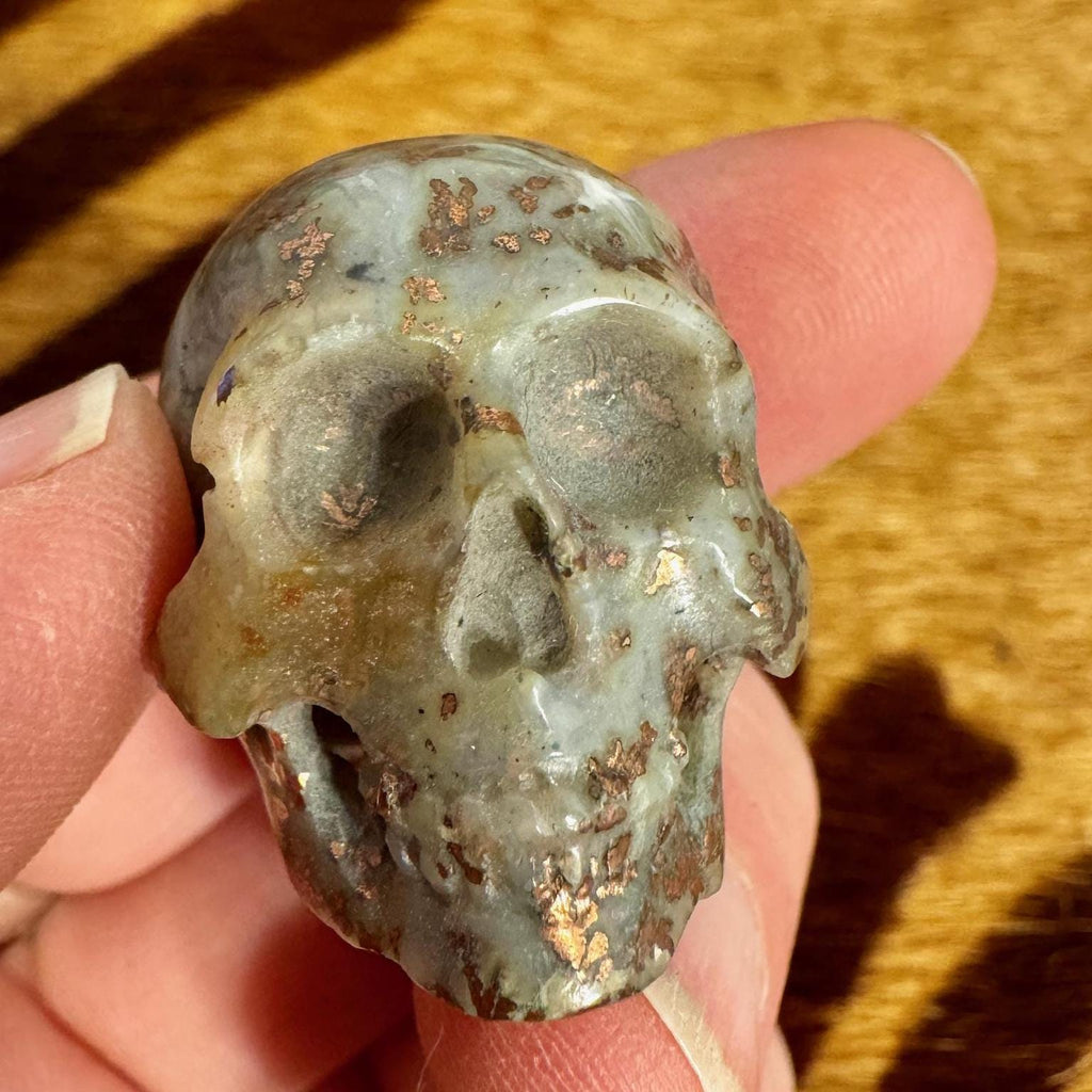 Copper in Agate Skull Carved by Artifactual