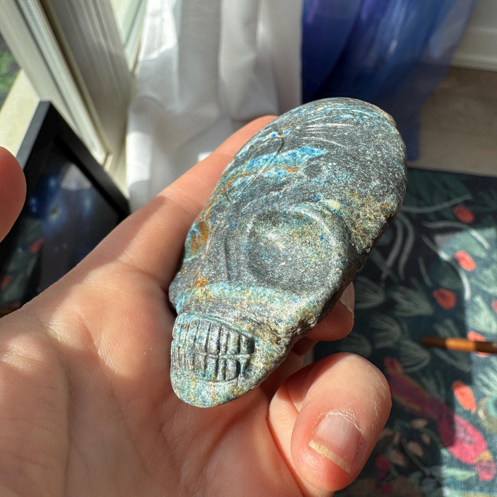 Azurite Leandro De Souza Palm Skull