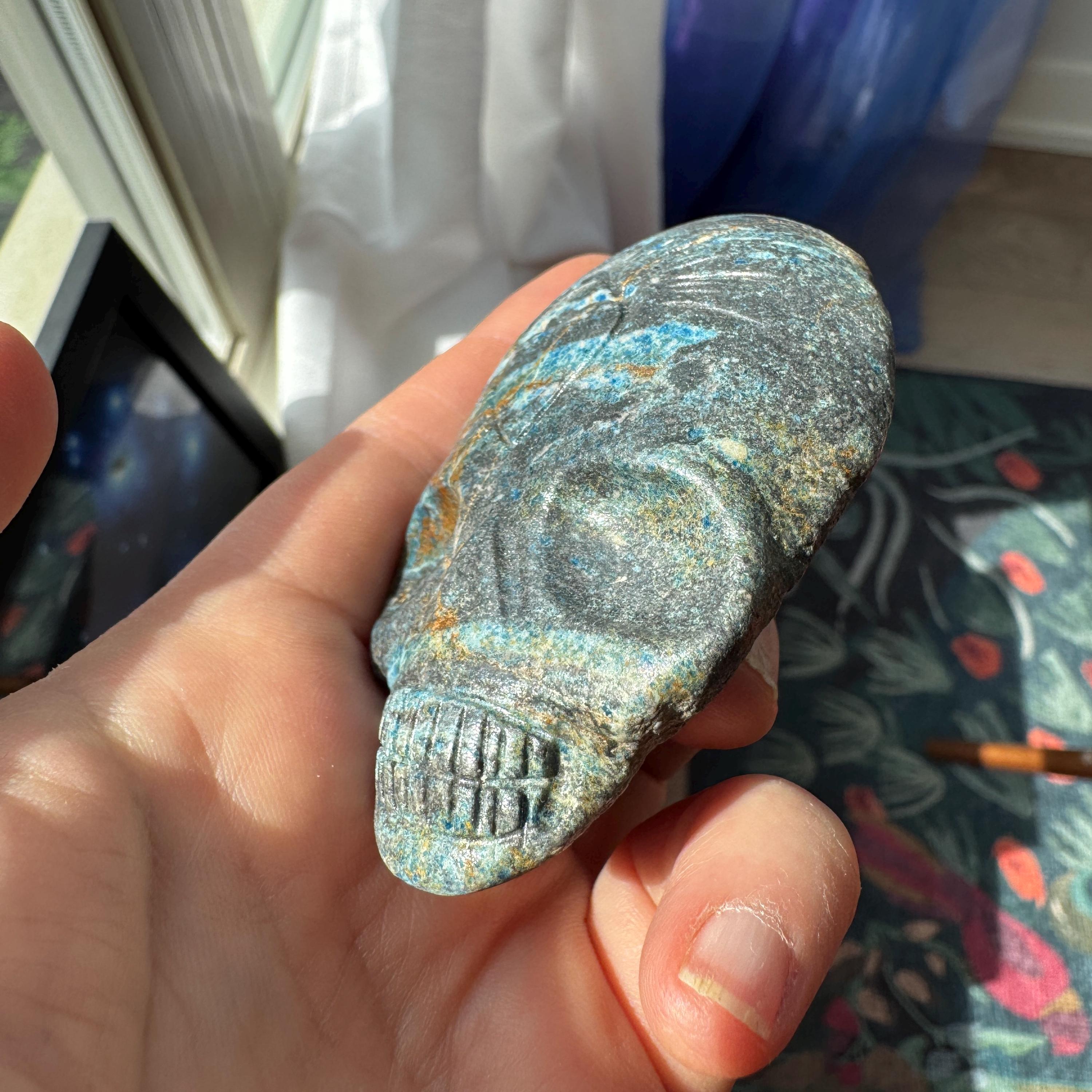 Azurite Leandro De Souza Palm Skull