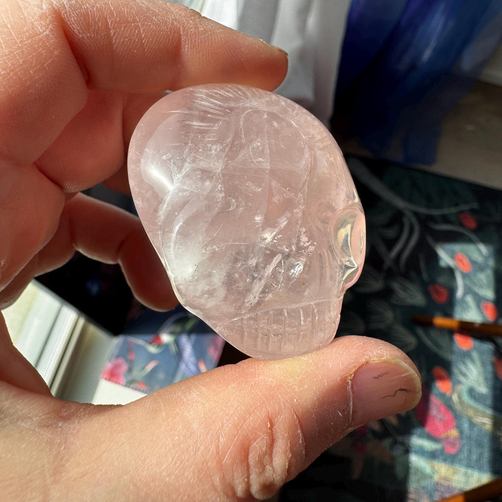 Leandro de Souza Rose Quartz Palm Stone Skull