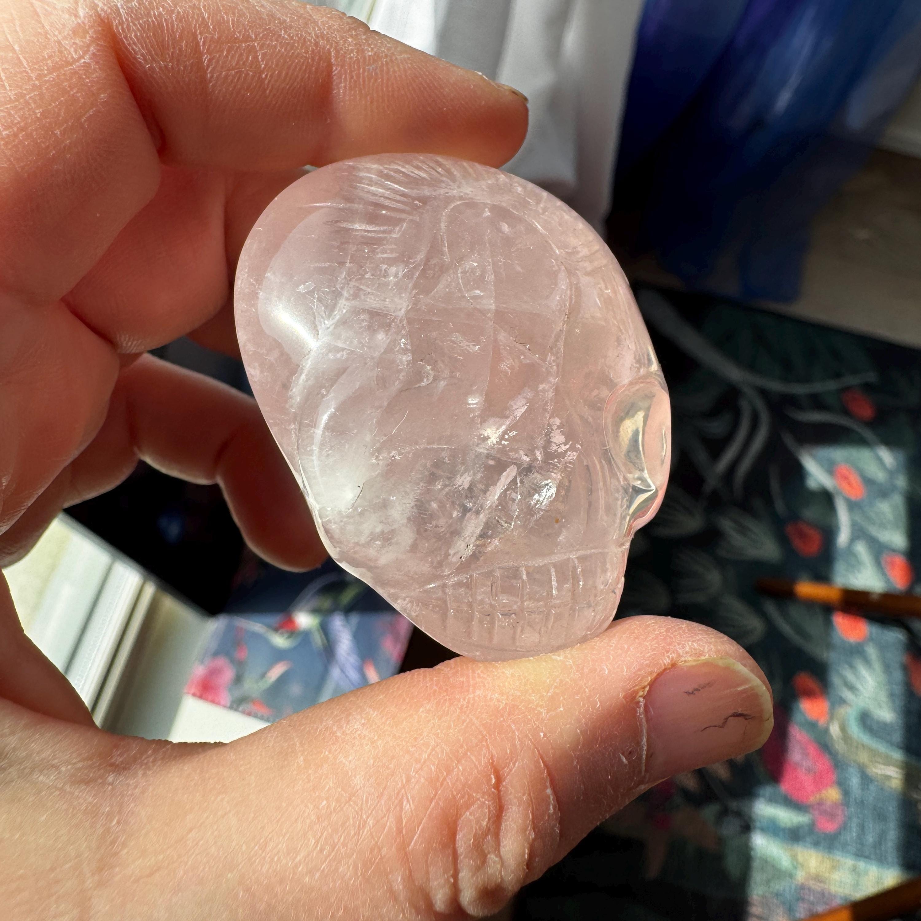 Leandro de Souza Rose Quartz Palm Stone Skull