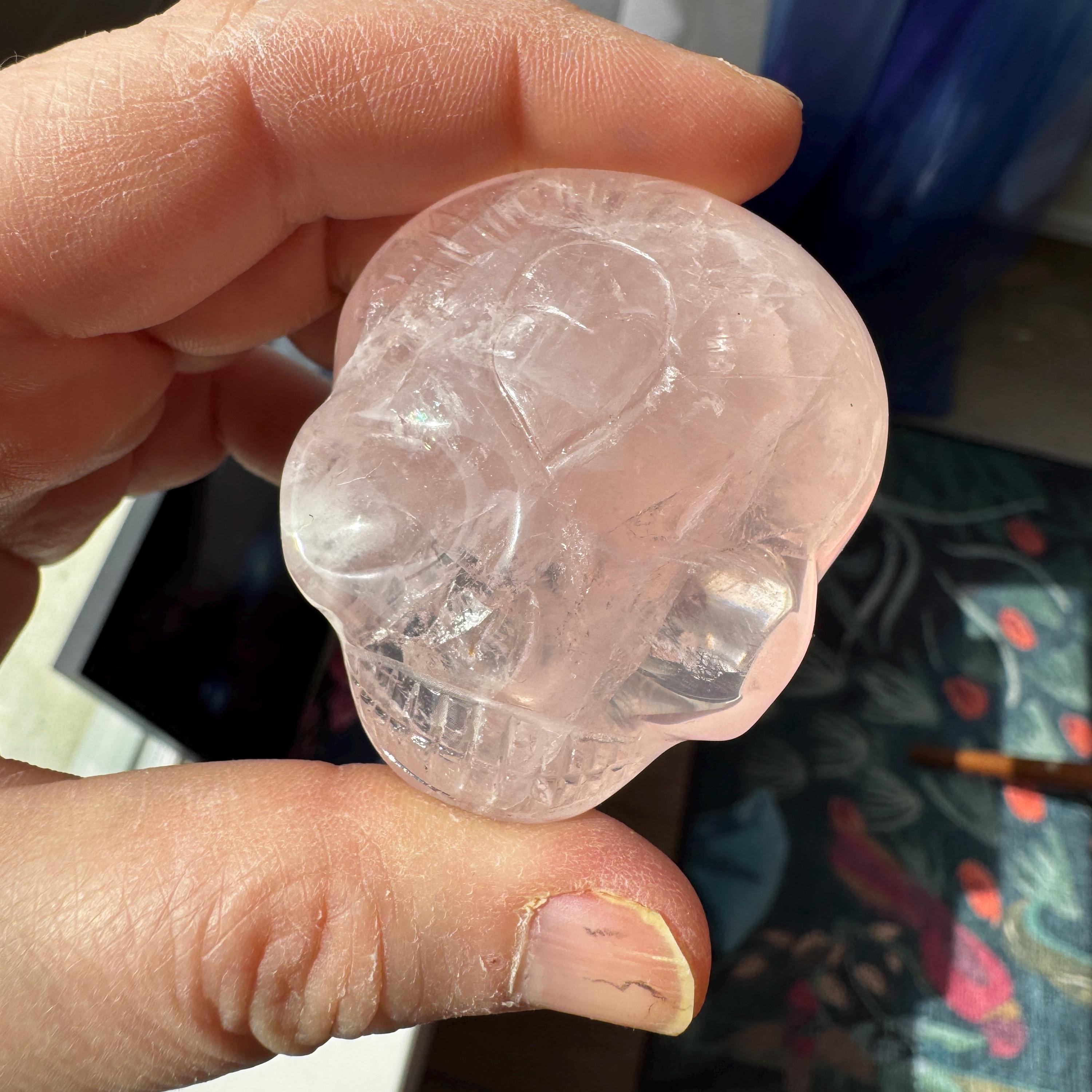 Leandro de Souza Rose Quartz Palm Stone Skull
