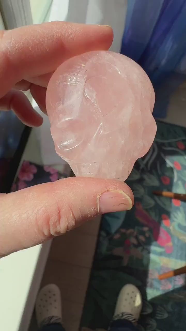 Leandro de Souza Rose Quartz Palm Stone Skull